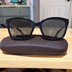 Nine West Classic Black Sunglasses